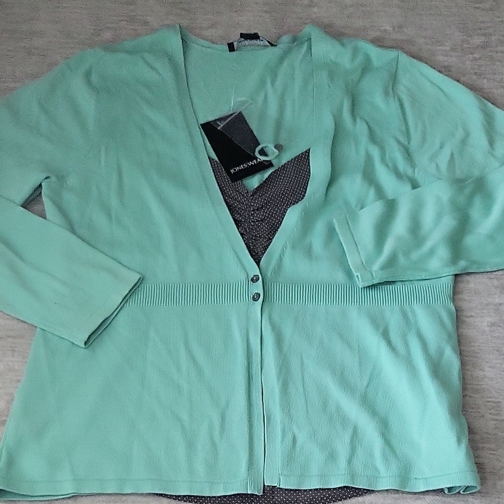 Jones Wear Light Green Women's Cardigan - Picture 1 of 3